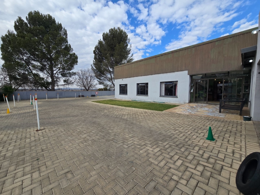 3 Bedroom Property for Sale in Miederpark North West